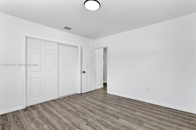 Building Photo - 1061 NW 108th Ter