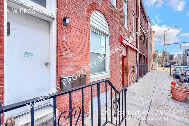 Foto del edificio - 4 W Cross St