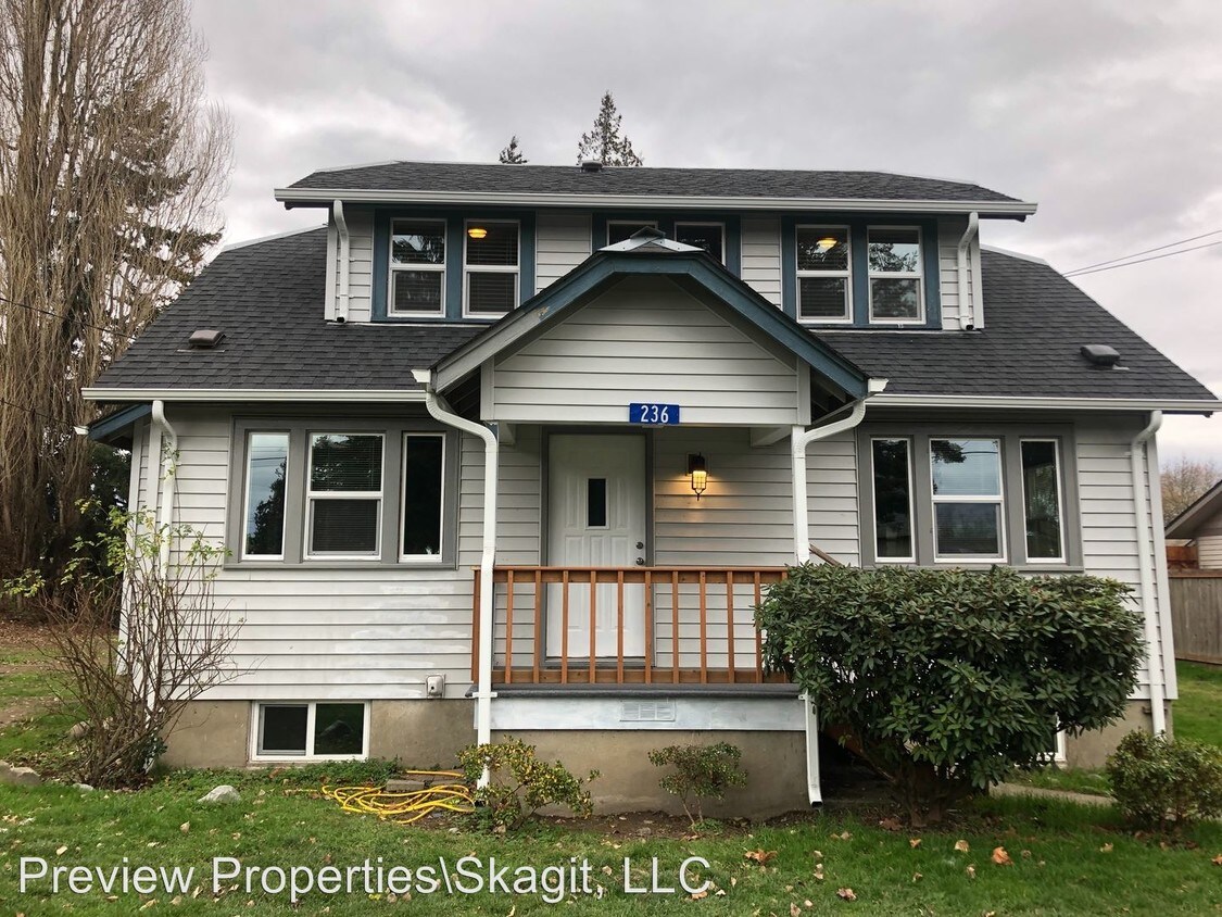 Primary Photo - 4 br, 1 bath House - 236 North Skagit Street