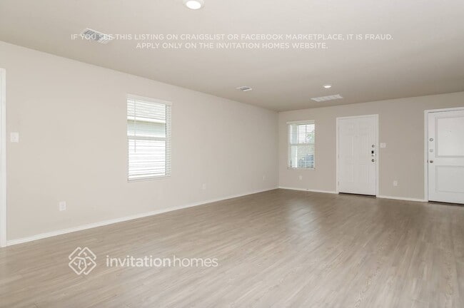 Building Photo - 5723 Fruchel Wy