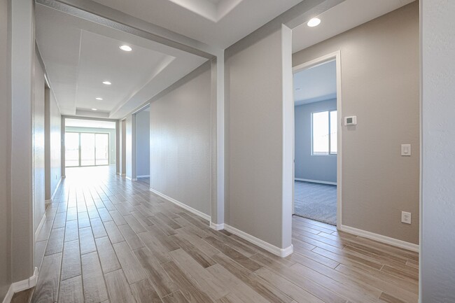 Foto del edificio - ROOM FOR THE WHOLE FAMILY AND ALL THE TOYS!