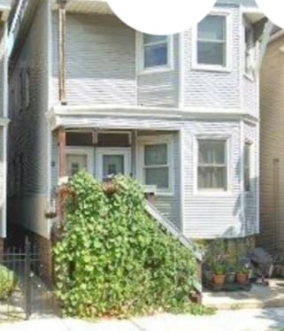 Building Photo - 1440 W Barry Ave