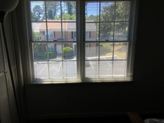 Foto del edificio - 7602 Hunt Club Rd
