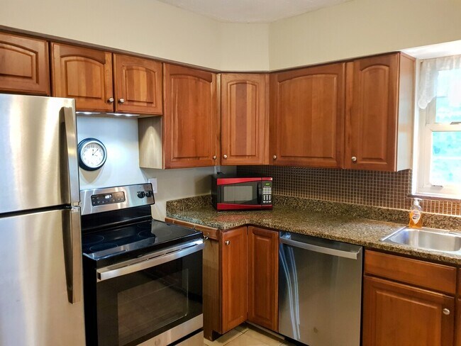 Foto del edificio - 2745 McKinley Ave