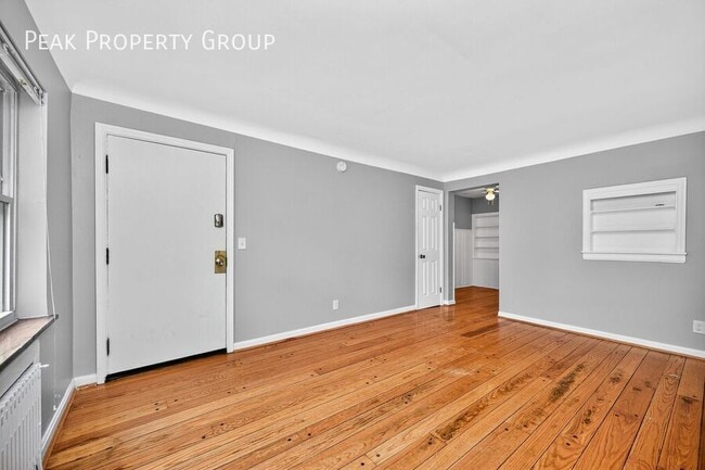 Building Photo - 3139 Beaver Ave