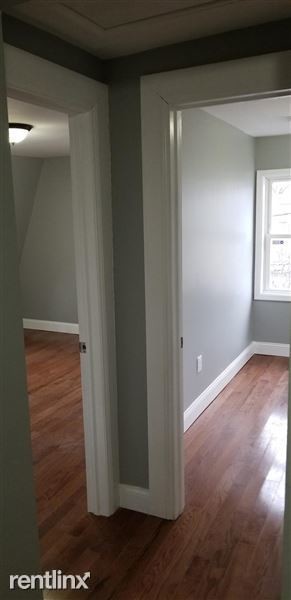 Foto del edificio - 3 br, 2 bath Apartment - 28 Smith St Apt 1
