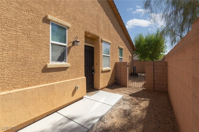 Building Photo - 1164 Campassole Ct