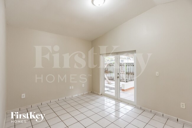 Foto del edificio - 6914 W 24th Ln