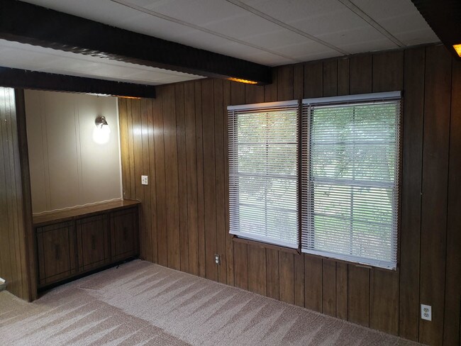 Foto del edificio - 166 Alwran Rd