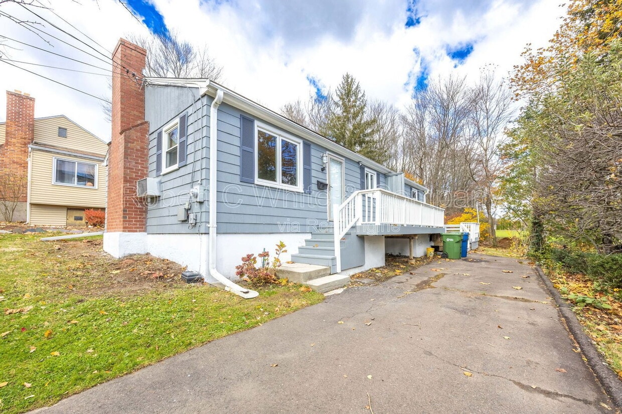 Photo - 32 Marshall St