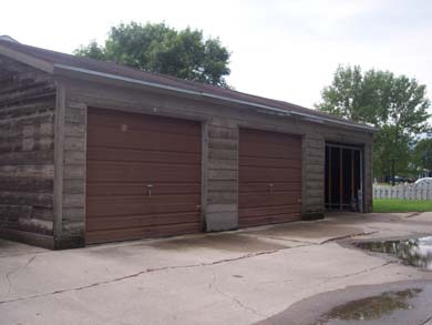 Garages - Northland Apartments