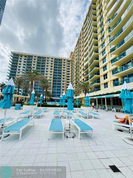 Building Photo - 2501 S Ocean Dr