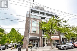 Building Photo - 1960 Queen St E