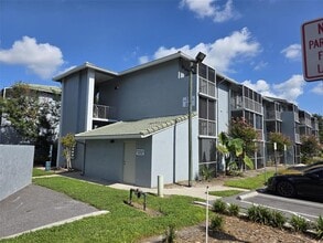 Building Photo - 139 Oyster Bay Cir