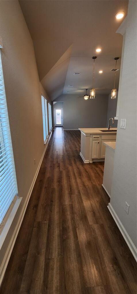 Building Photo - 460 Los Olives Ln