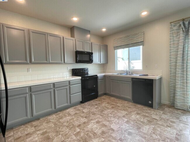 Building Photo - 1554 Bridgegate Way