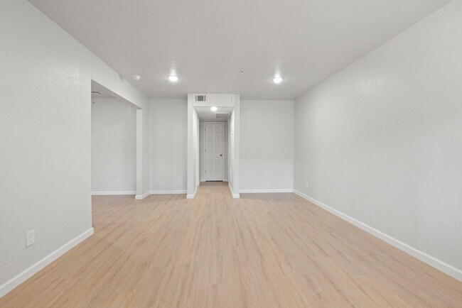 Building Photo - 34Lux Apartments