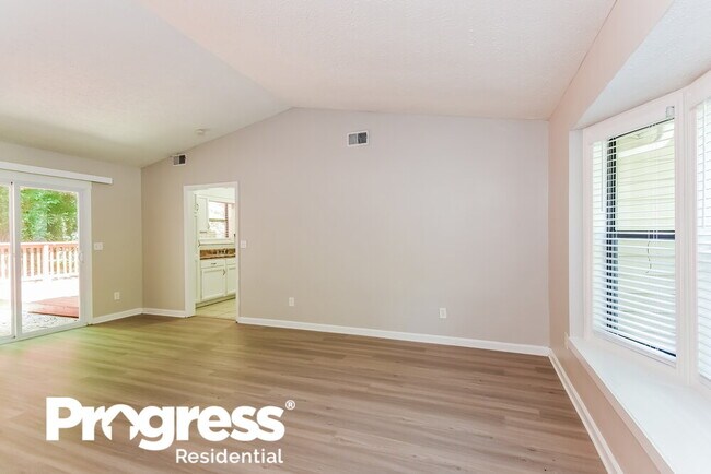 Building Photo - 2994 Fetlock Dr SW