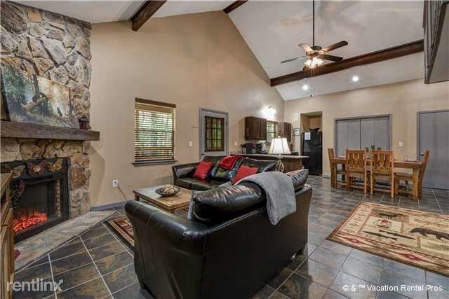 Building Photo - 2265 Lones Branch Ln