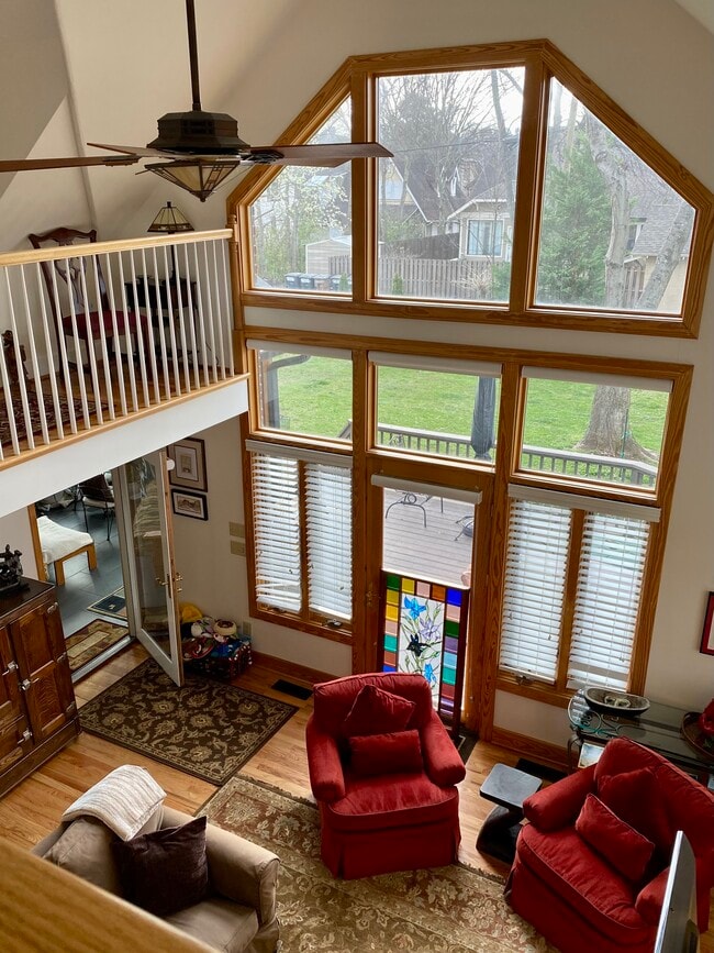 Great room from upstairs balcony - 1001 14th Ave S