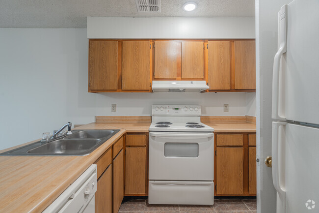 2BR, 2.5BA - 1219SF - Sycamore Point Apartment Homes