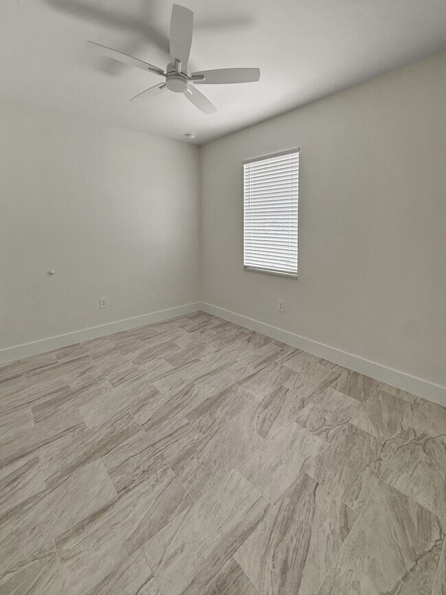 Foto del edificio - 3816 Ballard Rd