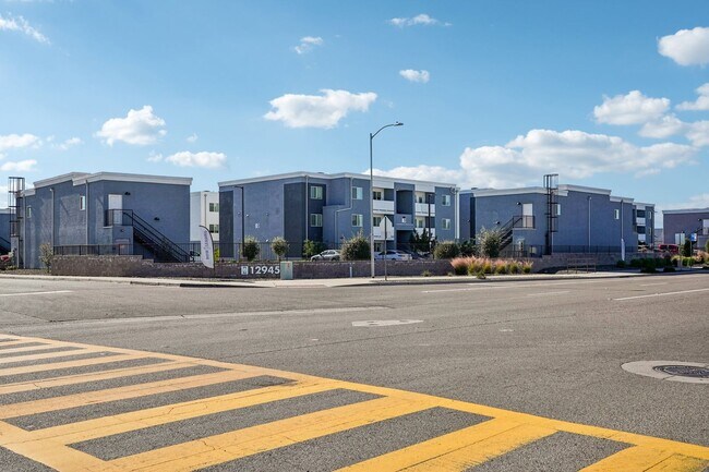 Foto del edificio - Village On Greenway