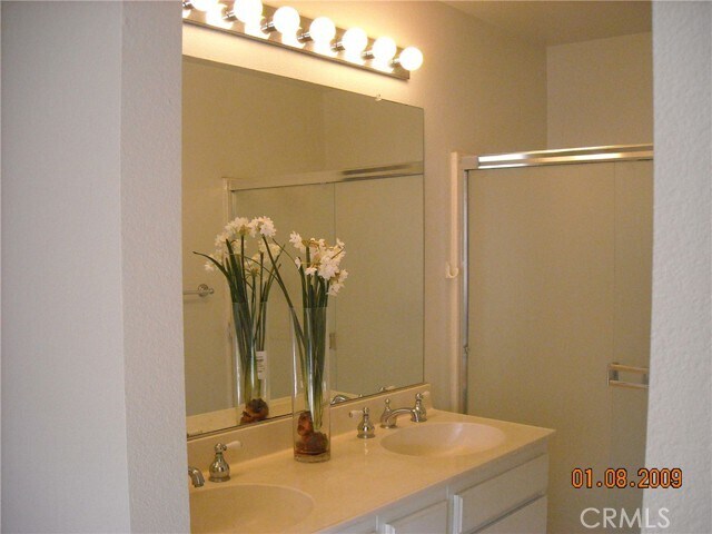 Building Photo - 2800 Plaza del Amo