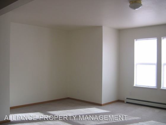 Building Photo - 777 Haggerty Ln