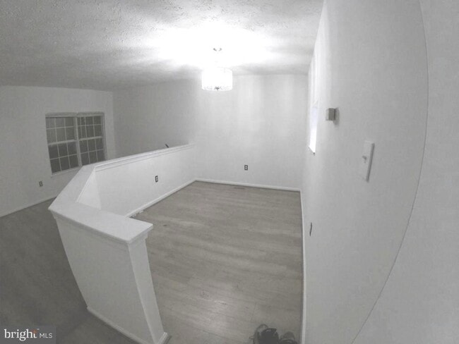 Foto del edificio - 2804 Pin Oak Ln