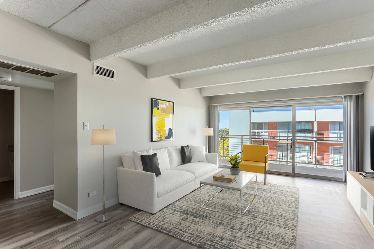 Primary Photo - The Paramount