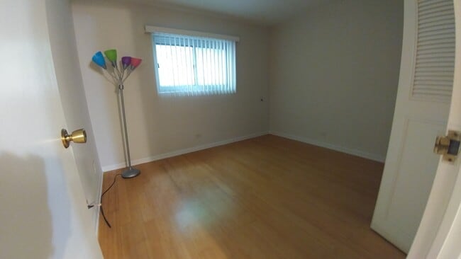 Building Photo - 3855 N Parkway Dr