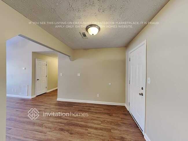 Foto del edificio - 3990 Cliftondale Pl