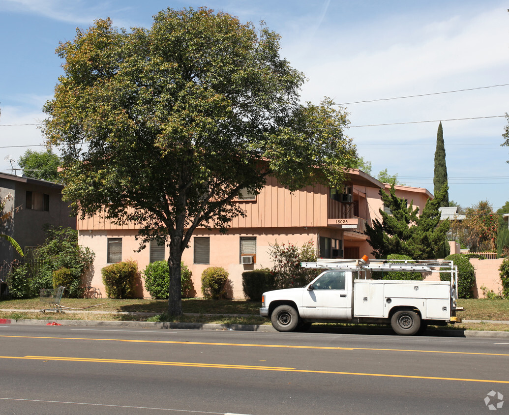 Building Photo - 18025 Roscoe Blvd