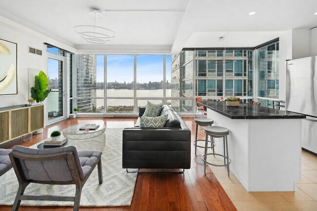 Foto del edificio - 1 Shore Ln