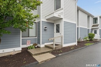 Building Photo - 82 Olcott Way