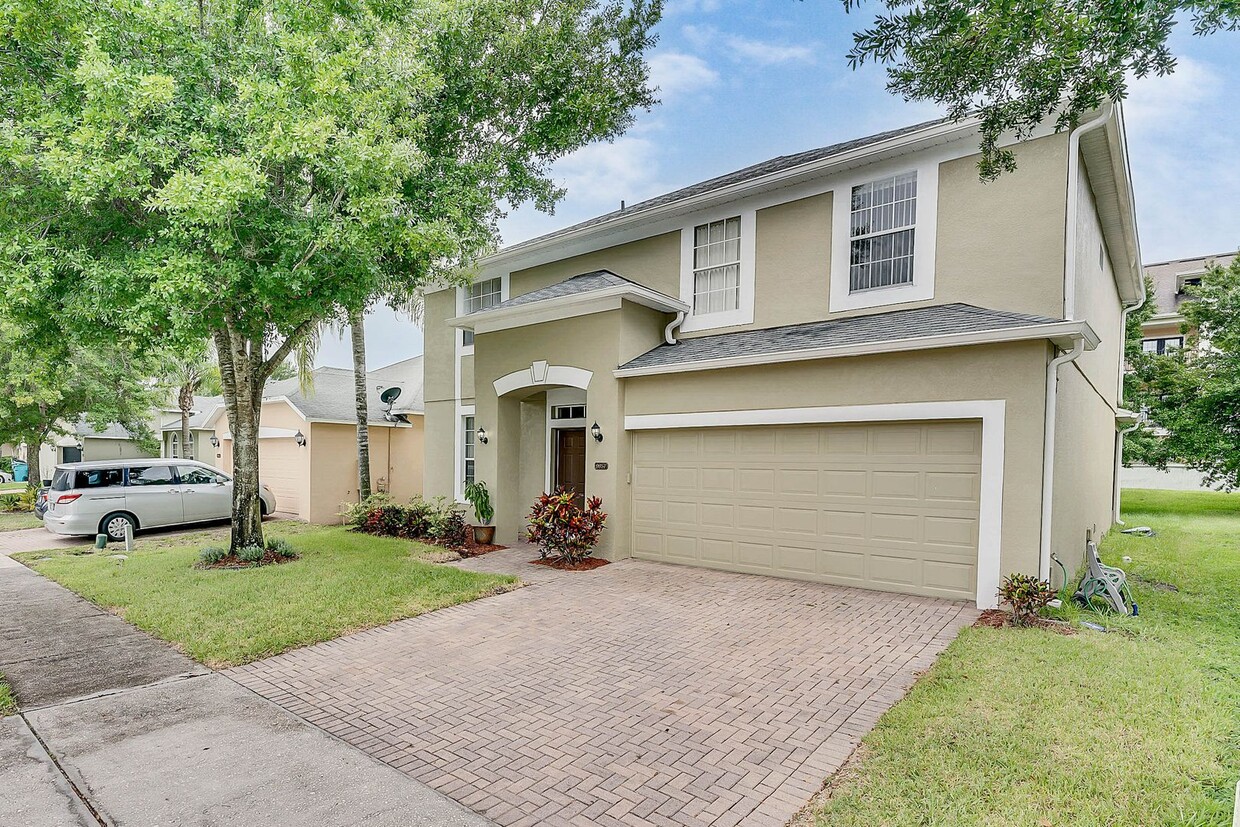 Foto principal - Lake Nona 4 bed / 2.5 bath Home in Gated C...