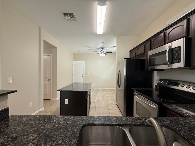 Foto del edificio - 2725 E Mine Creek Rd