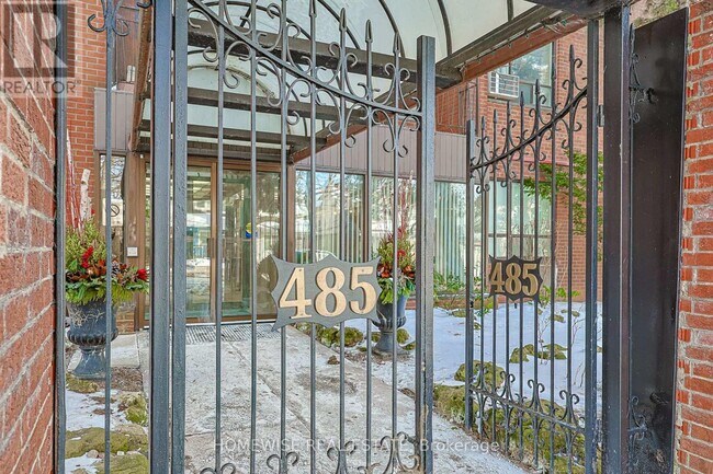 Photo du bâtiment - 485 Kingston Rd