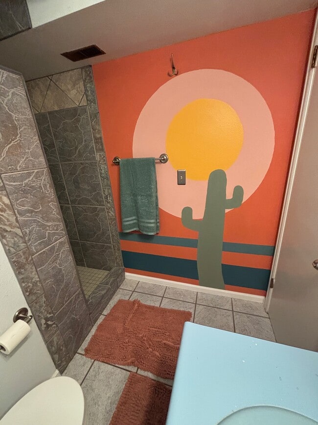 Foto del edificio - 345 E 11th St
