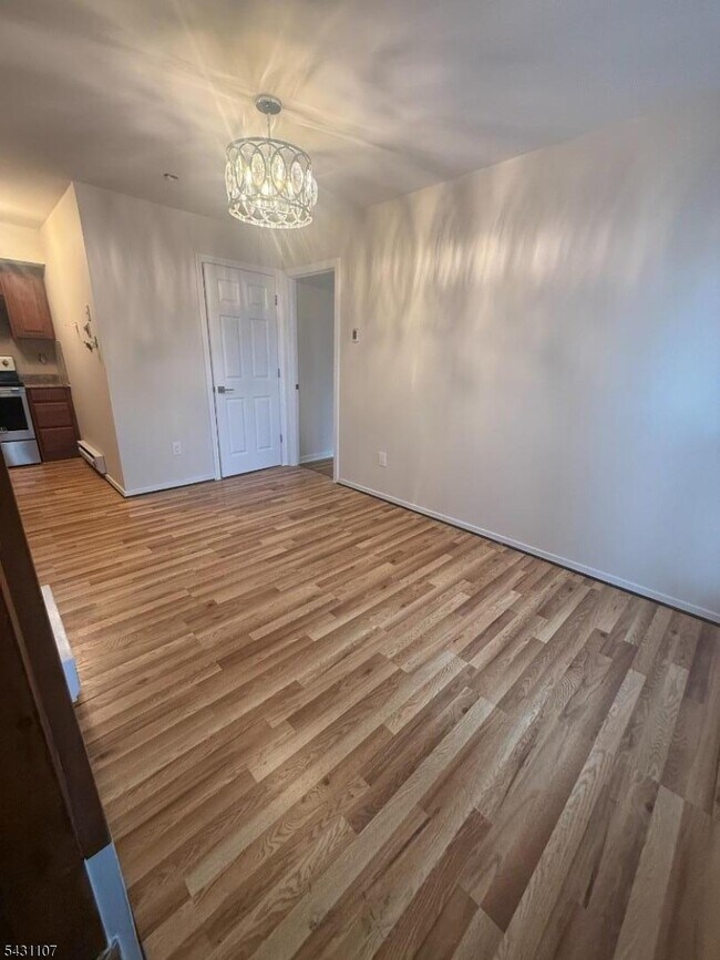Foto del edificio - 322 N Trenton Ave