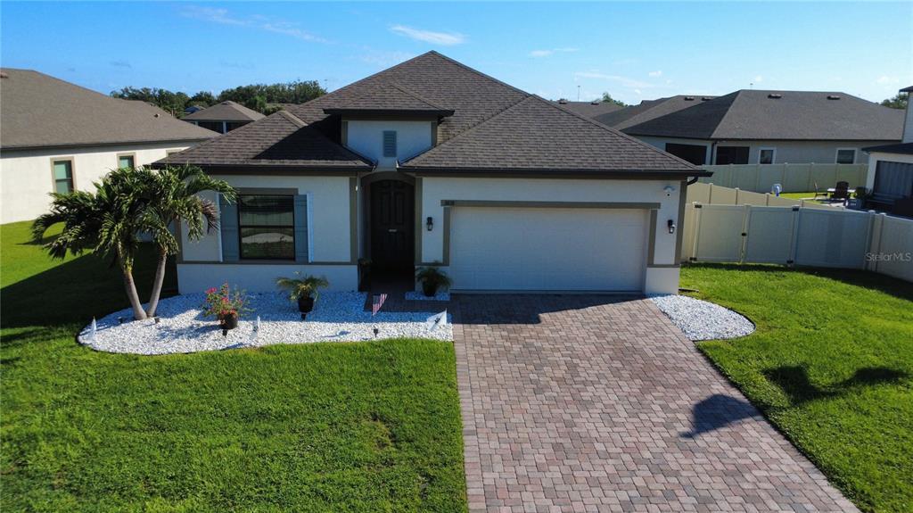 Foto principal - 3818 75th St E