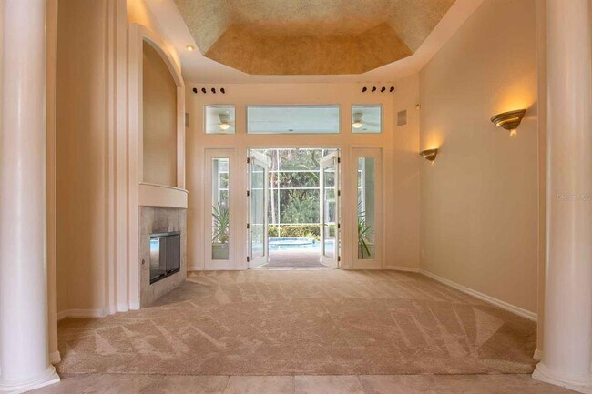Building Photo - 15815 Dawson Ridge Dr
