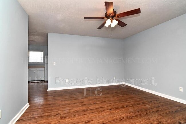 Building Photo - 10786 Millers Ln