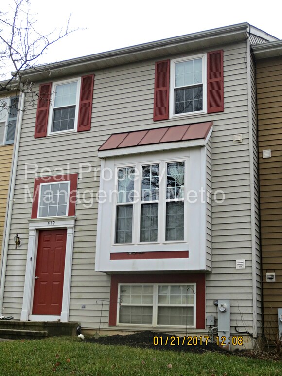 Primary Photo - 519 Crossbridge Dr