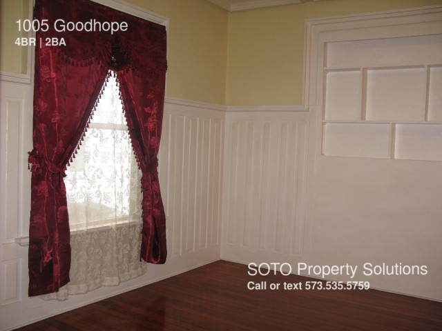Building Photo - 1005 Good Hope St