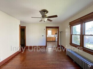 Building Photo - 1213 E Hanna Av
