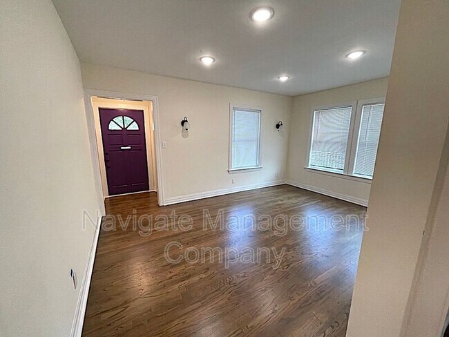 Foto del edificio - 2547 Sharon St