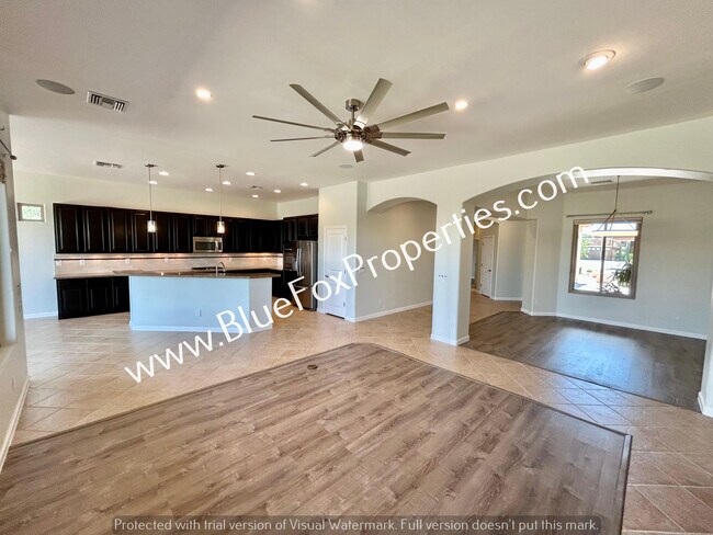 Foto del edificio - 12841 N Cactus Terrace Pl