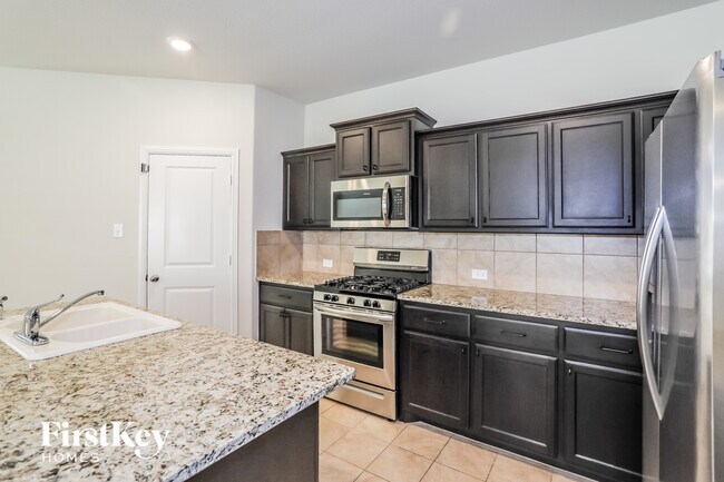 Foto del edificio - 2205 Sadlers Creek Ln